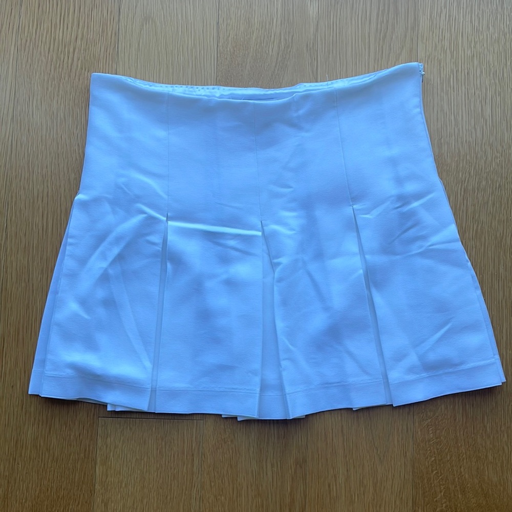 Aritzia Babaton pleated tennis skirt